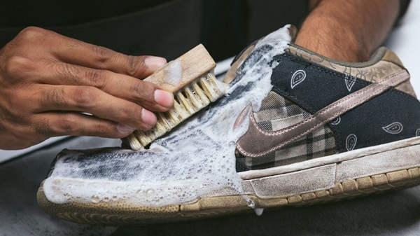 vệ sinh giày gò vấp