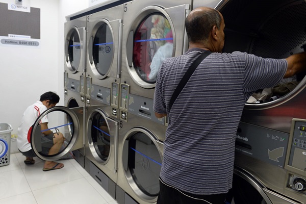 giặt sấy lấy liền gần đây