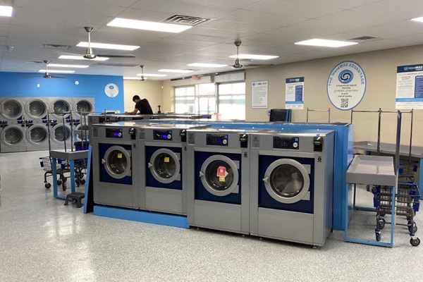 giặt ủi gần đây hiện đang mở