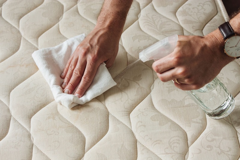 tiệm giặt nệm topper đường lê thị hồng gò vấp