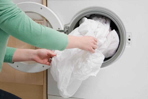 tiệm giặt nệm topper đường phạm văn đồng gò vấp