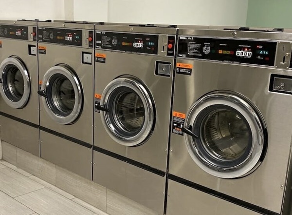 tiệm giặt sấy chung cư nguyễn văn lượng 2 gò vấp