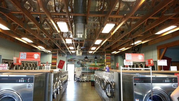 giặt ủi giá rẻ tphcm