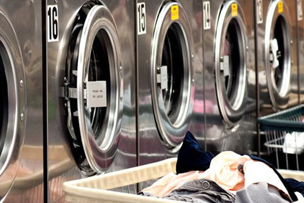 giặt ủi giá rẻ tphcm