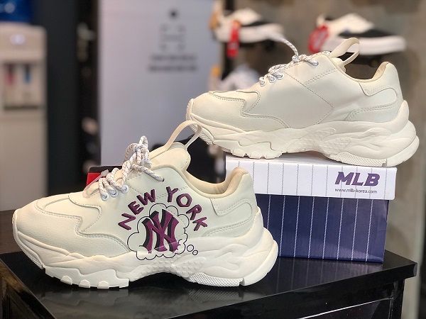 tiệm giặt giày uy tín tphcm