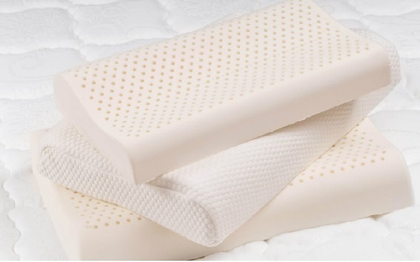 gối cao su non cho bé có giặt được không