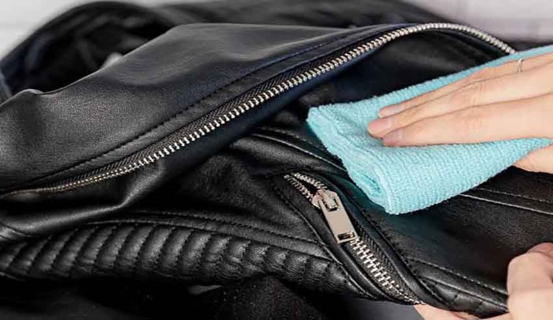 cách giặt áo khoác da lộn lót lông