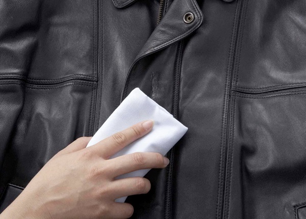 cách giặt áo khoác da pu