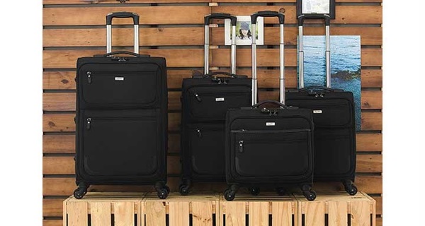 cách giặt vali vải gò vấp