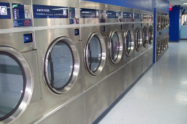 tiệm giặt ủi đường bùi thị xuân quảng ngãi