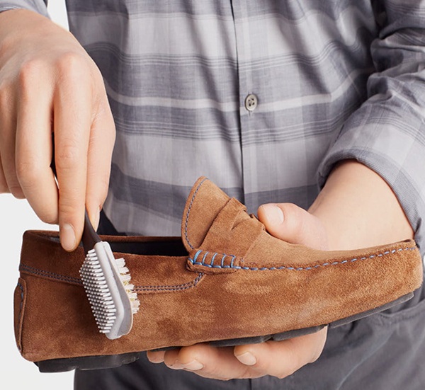 vệ sinh giày quảng ngãi