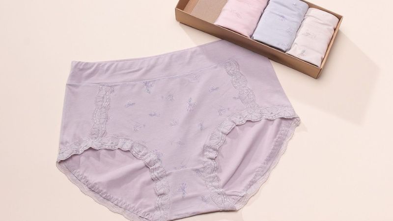 giặt quần lót bằng nước sôi