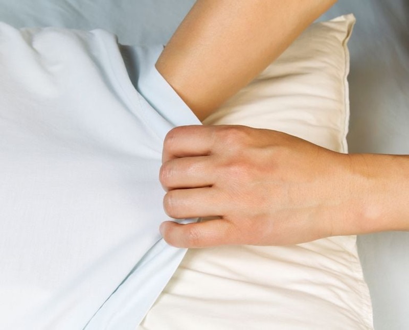 giặt ruột gối bằng thuốc tẩy