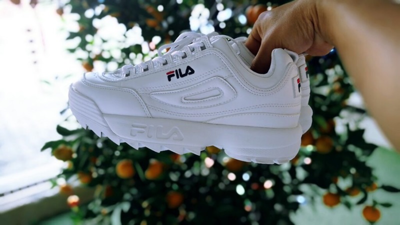 vệ sinh giày sneaker gò vấp