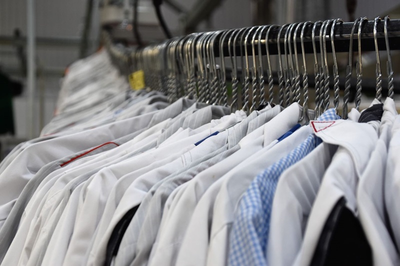 tiệm giặt sấy gần trung tâm emart gò vấp